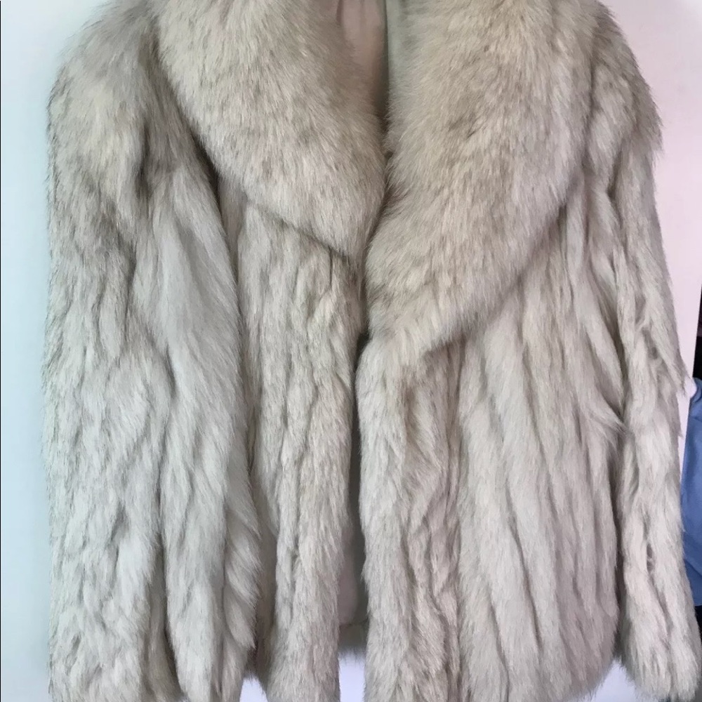 A Saga Fox Mink Fur Coat - Picture 2 of 8